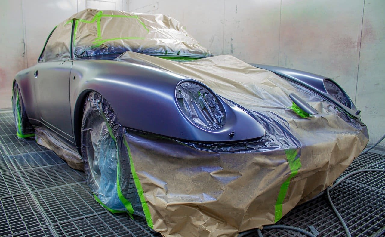 How much does a car respray cost in the UK?