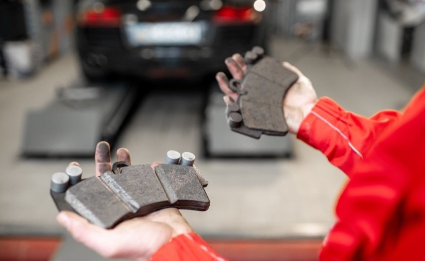 How much does vw golf brake pads replacement cost in the UK?